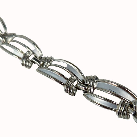 Vintage Silver-Tone Link Choker Necklace With Adjustable Chain - Picture 3 of 5